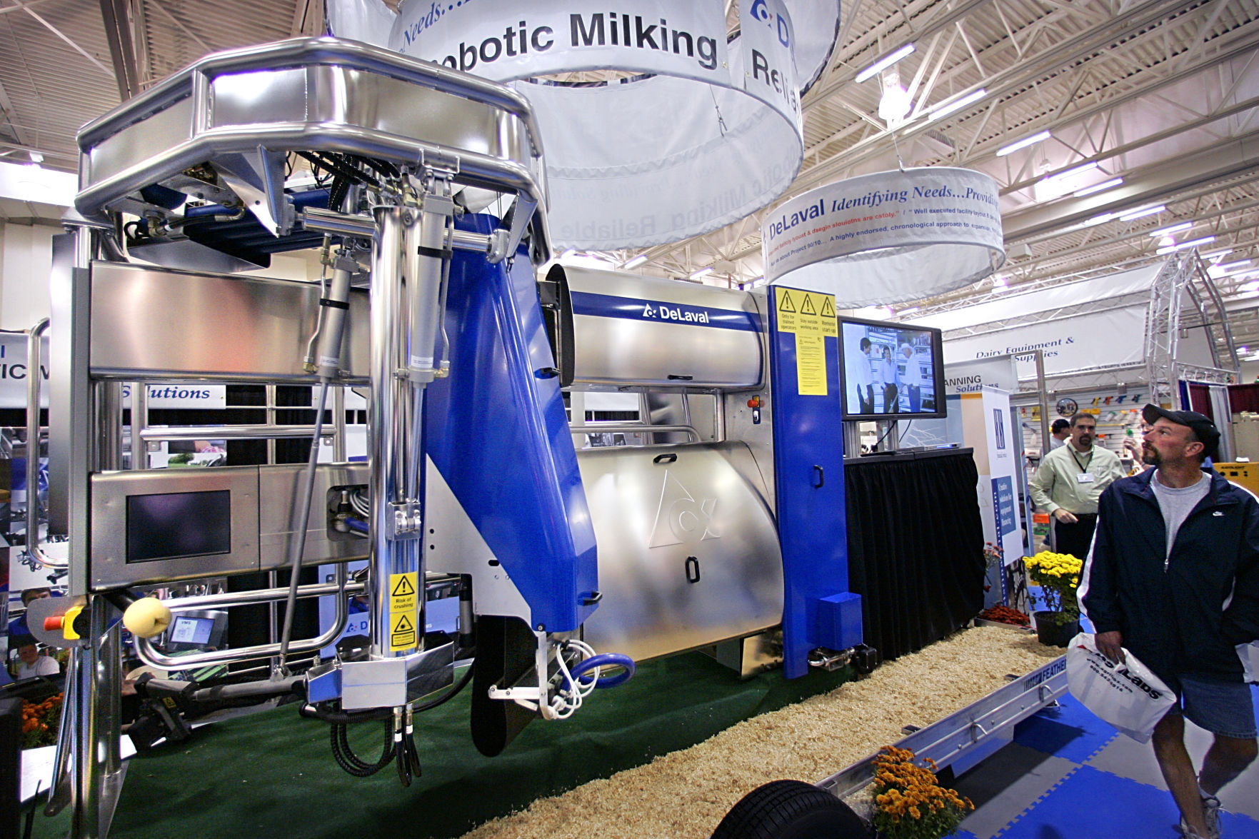 World Dairy Expo -- robotic milker